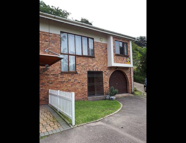 2 BEDROOM APARTMENT RENTED IN KLOOF